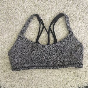 Lululemon Free to be Zen Sports Bra